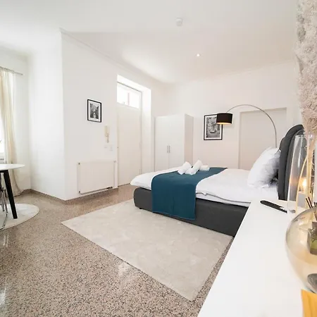 Favorite Stays - And - Appartement